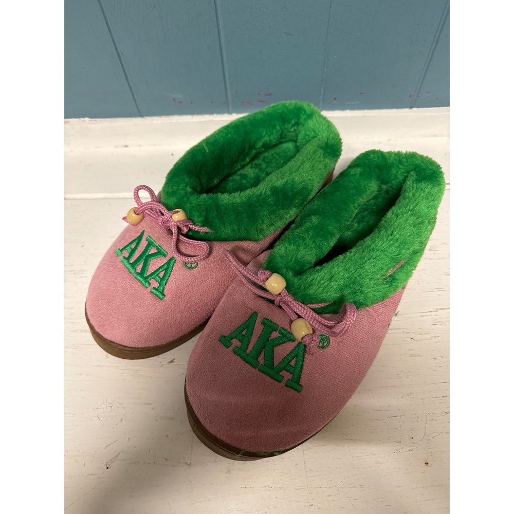 Pink AKA Slippers Green Fur Trim Embroidered 1908 Size L 7/8 Loungewear